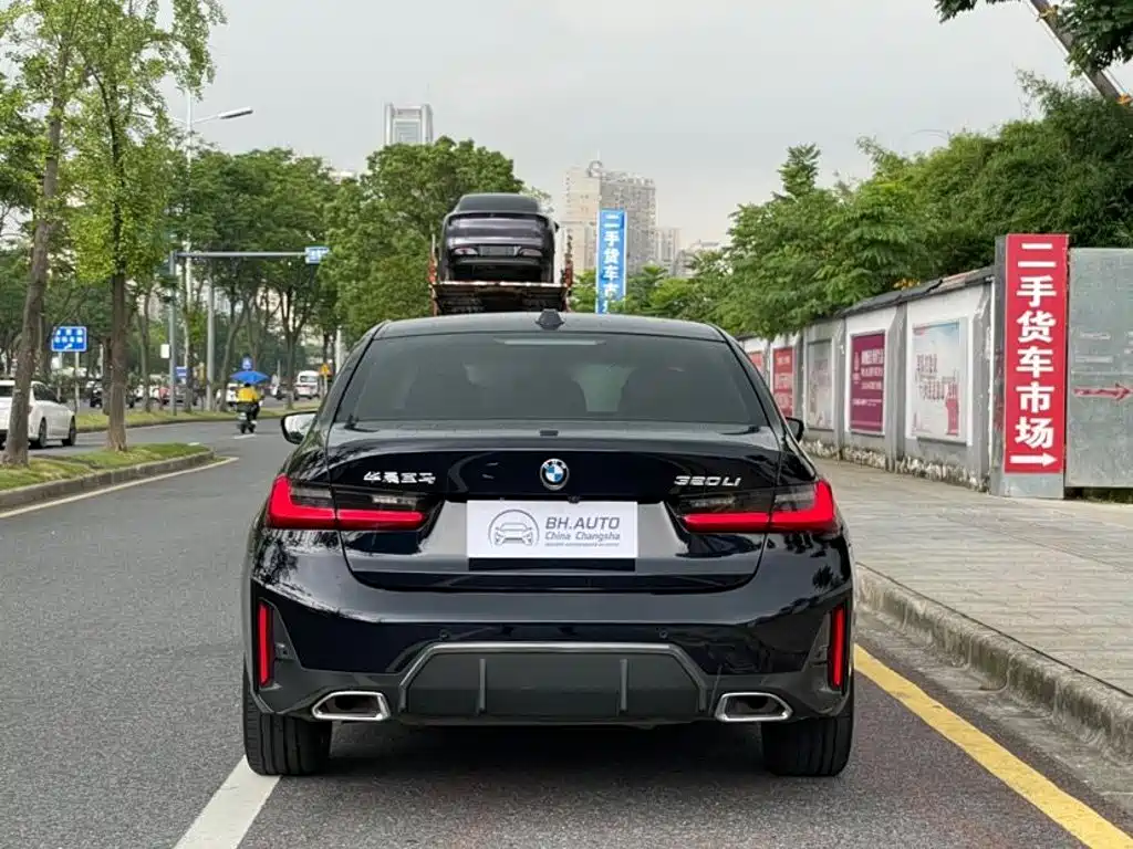 BMW 3 Series 2023