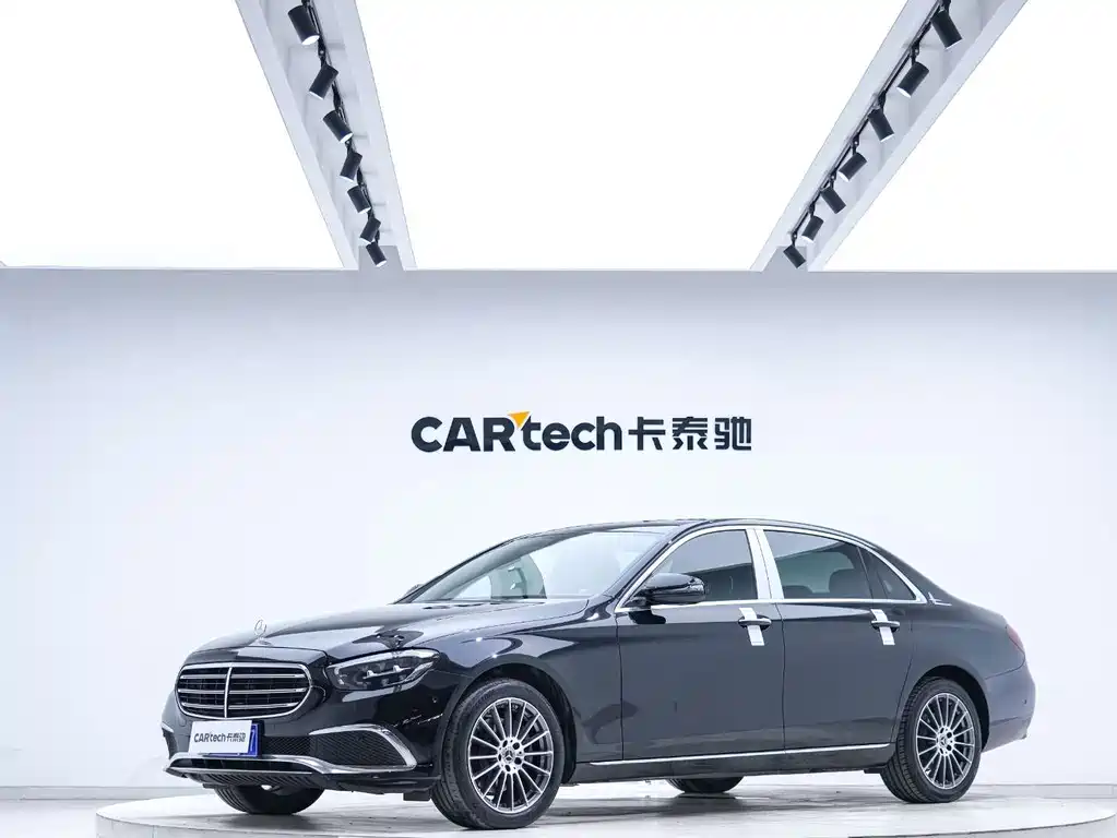 Mercedes-Benz E-Class 2022