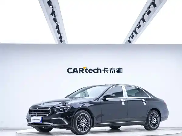 Mercedes-Benz E-Class 2022