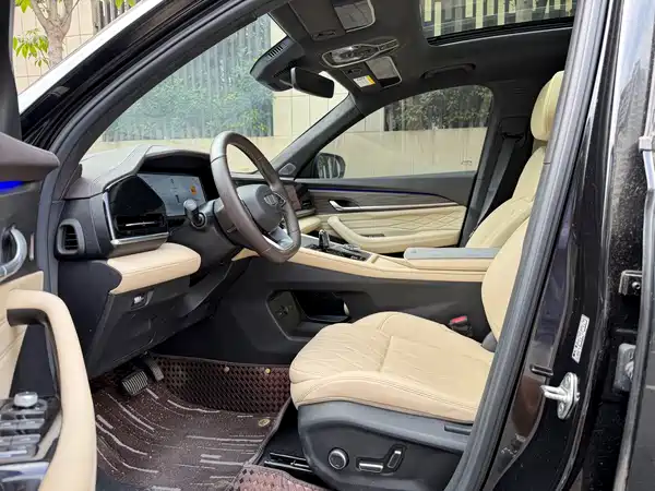 Geely Xingyue L 2025