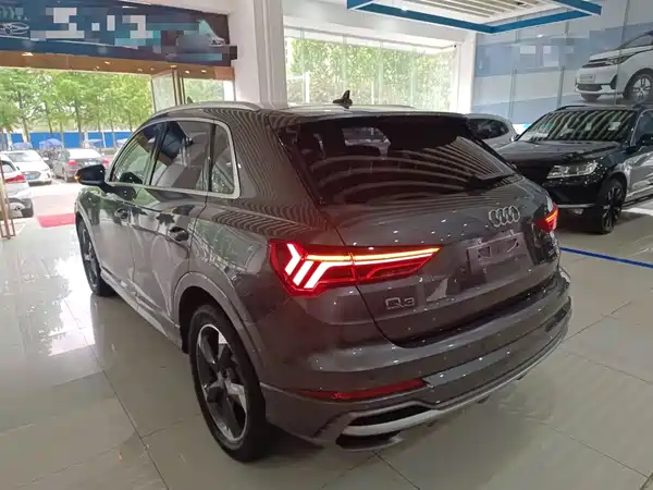 Audi Q3 2021