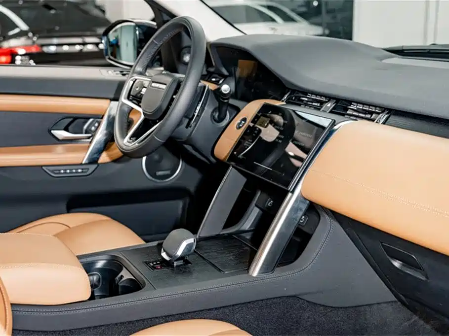 Land Rover Discovery Sport 2024 — фото 19