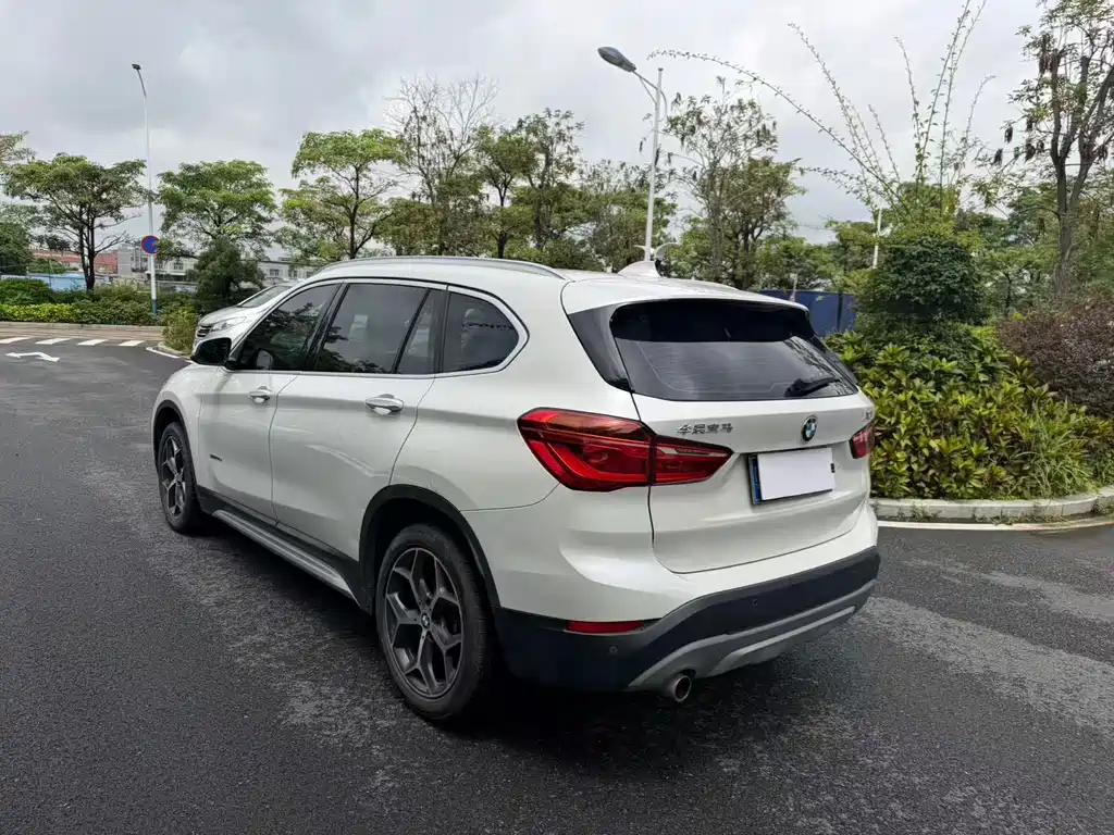 BMW X1 2018 — фото 10