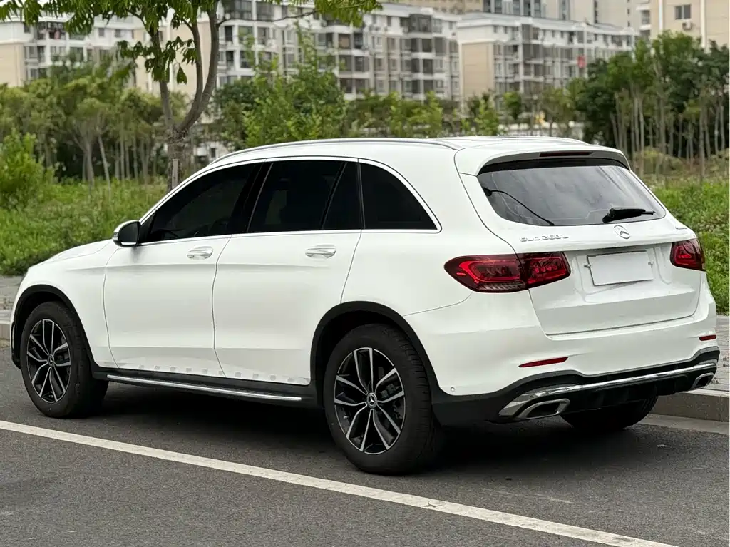 Mercedes-Benz GLC 2021 — фото 14