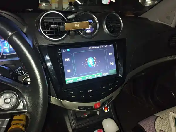 BYD S7 2015