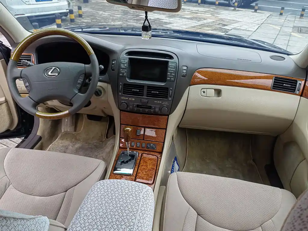 Lexus LS 2005 — фото 16