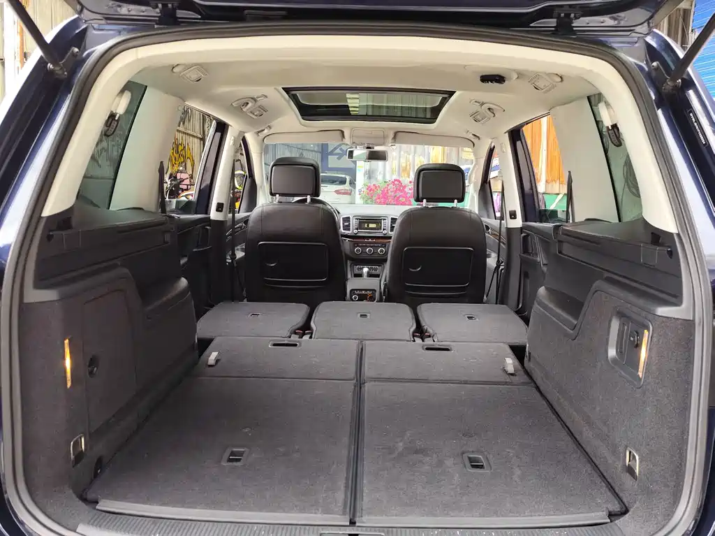Volkswagen Sharan 2015 — фото 11