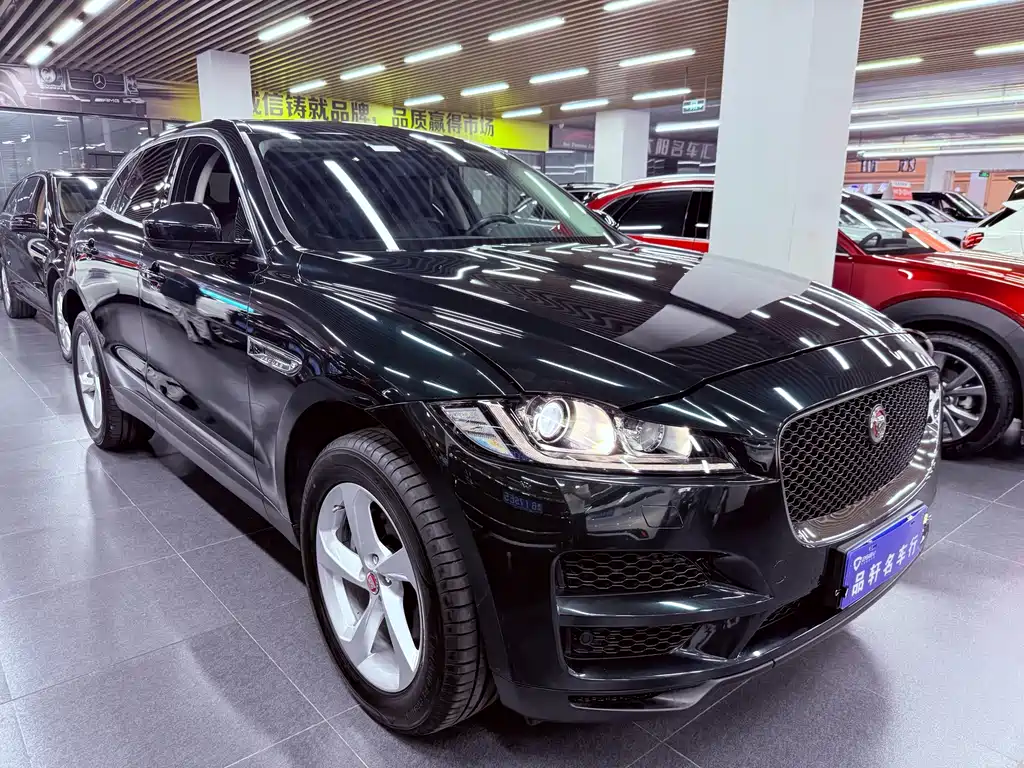 Jaguar F-PACE 2021 — фото 11