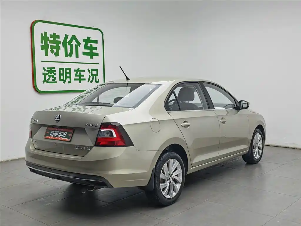 Skoda Rapid 2018 — фото 2