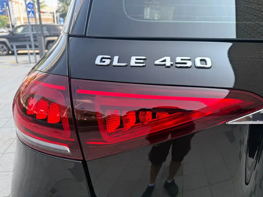 Mercedes-Benz GLE 2020 — фото 12