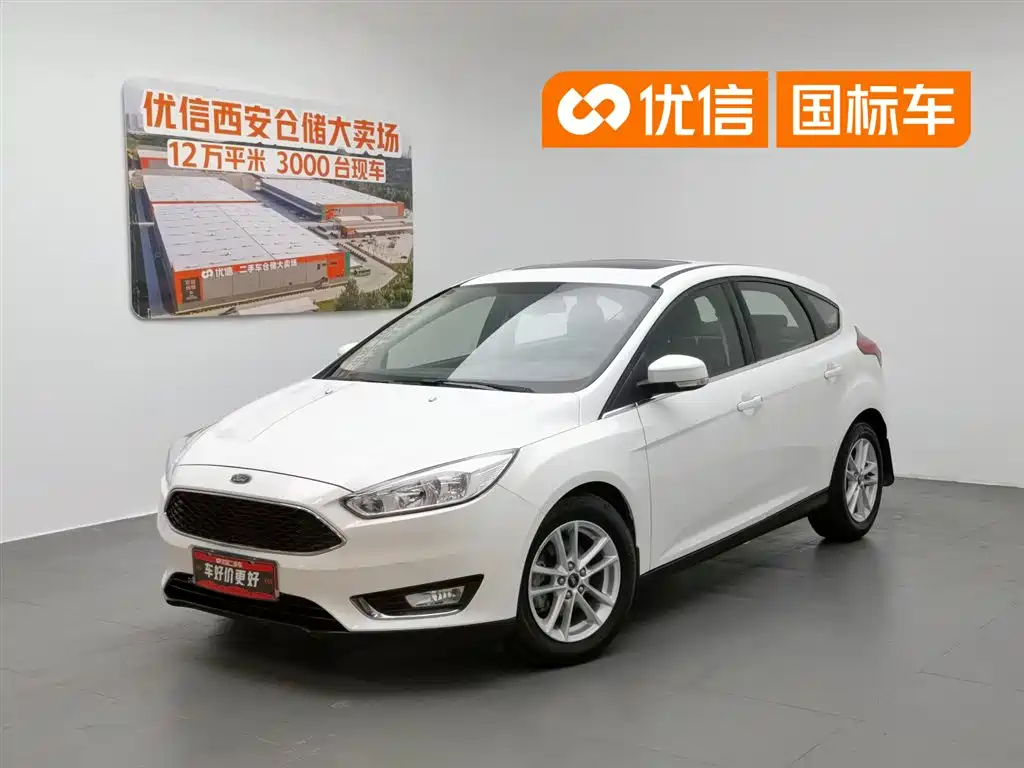 Ford Focus 2015 — фото 1
