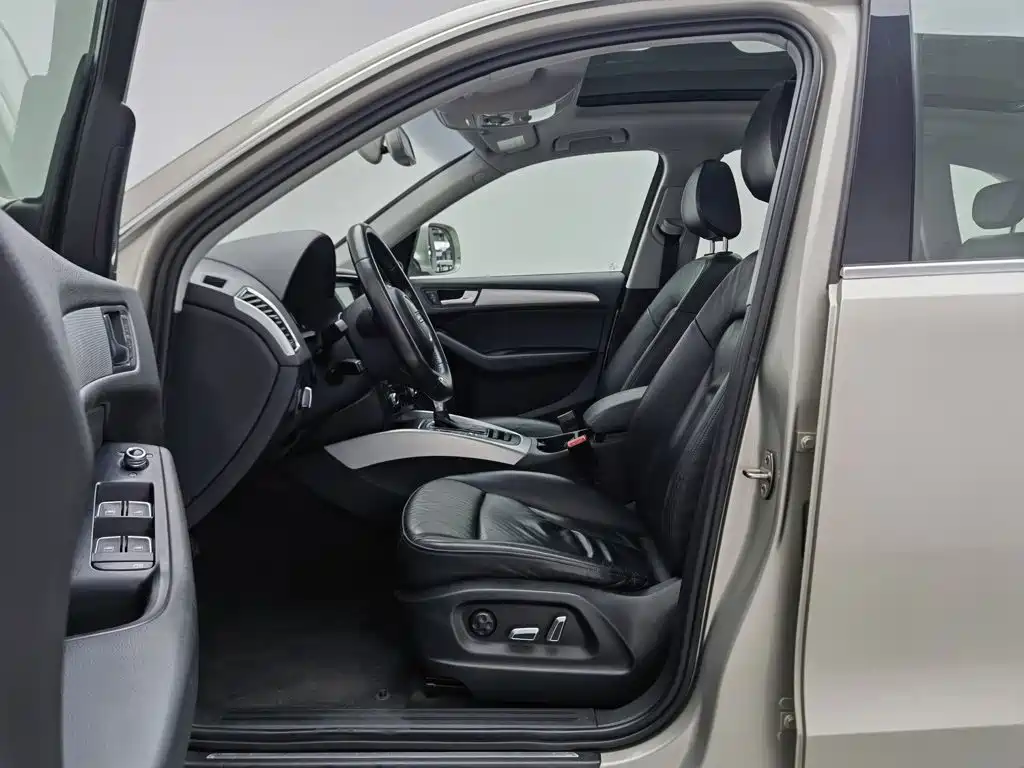 Audi Q5 2015 — фото 10