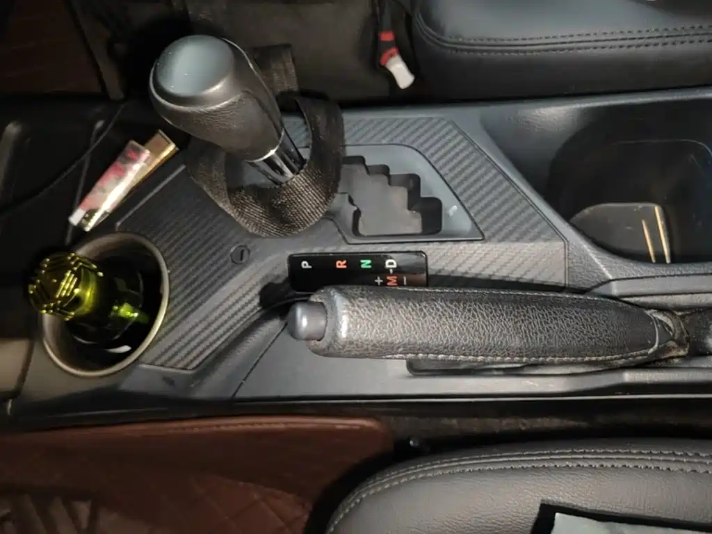 Toyota RAV4 2016 — фото 14