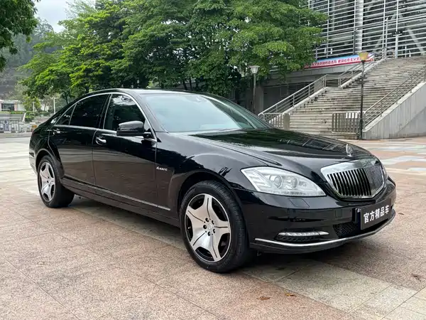 Mercedes-Benz S-Class 2013