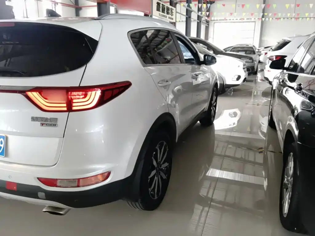 Kia KX5 2018 — фото 8