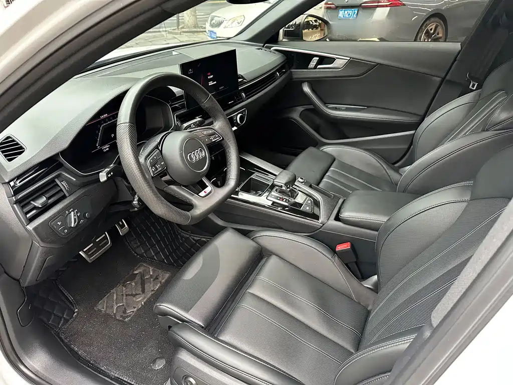Audi A4L 2024
