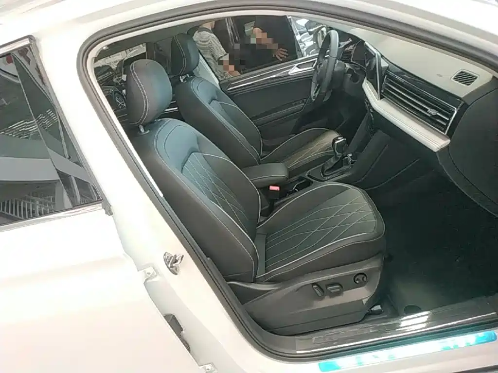 Volkswagen Tiguan L 2025 — фото 25