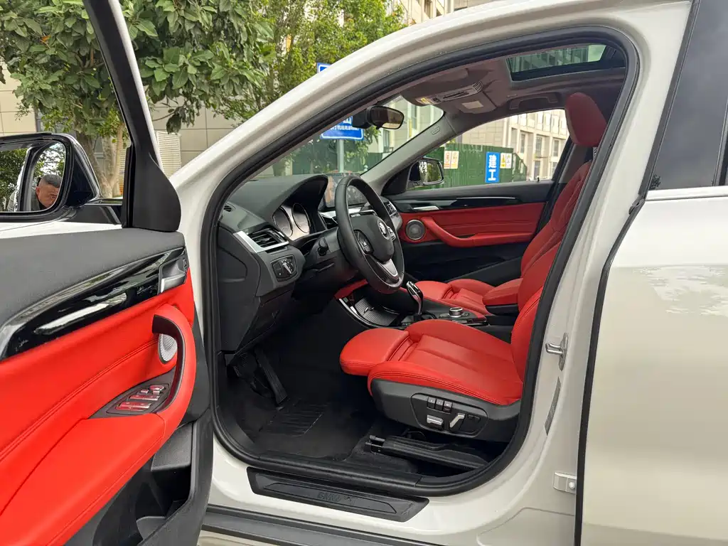 BMW X2 2021 — фото 10
