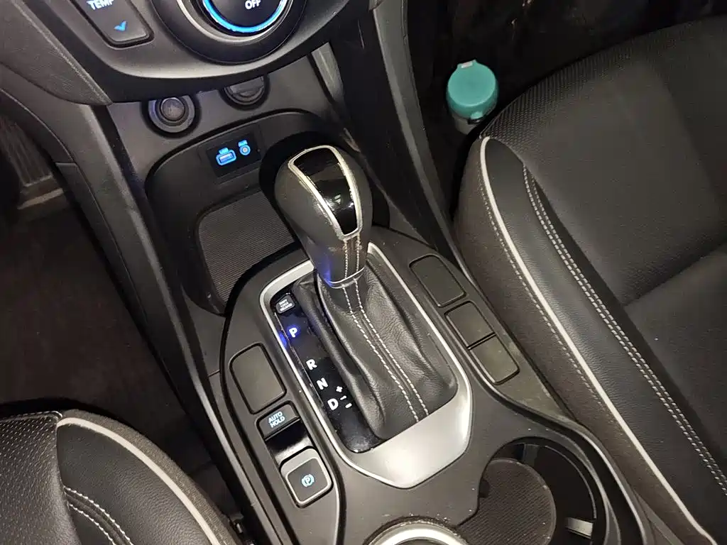 Hyundai Santa Fe 2017 — фото 14