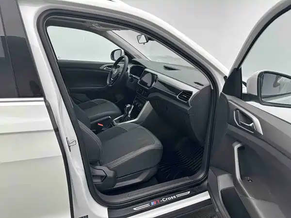 Volkswagen T-Cross 2021