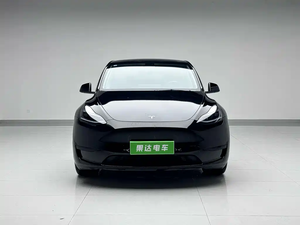 Tesla Model Y 2022 — фото 2