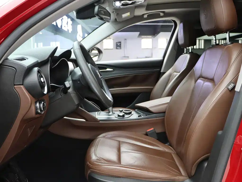 Alfa Romeo Stelvio 2019 — фото 17