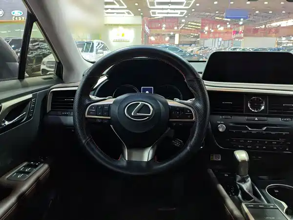 Lexus RX 2020