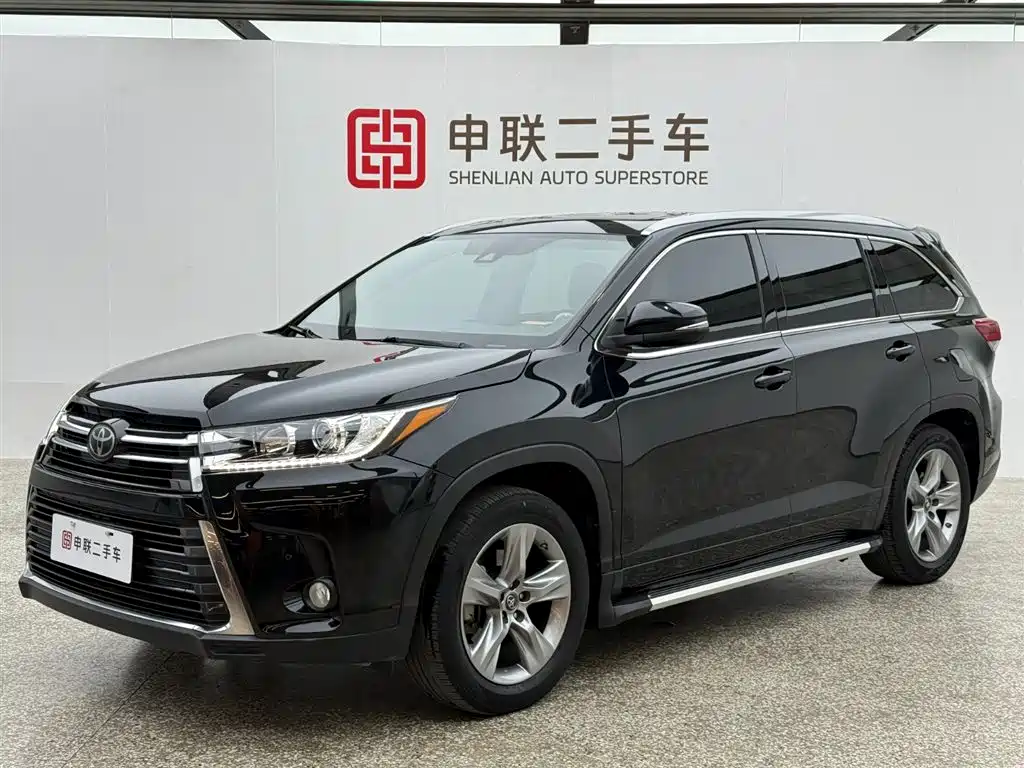 Toyota Highlander 2020 — фото 1