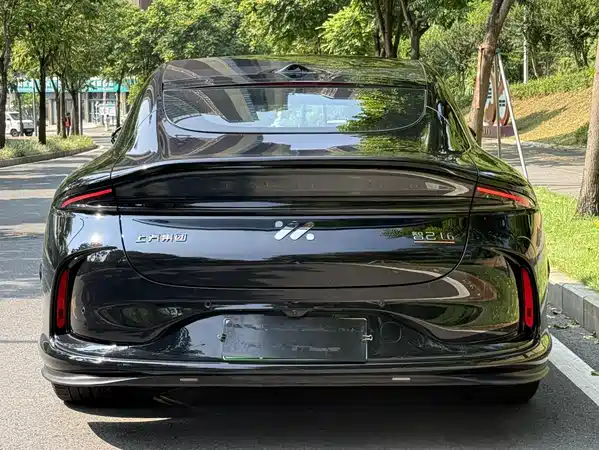 IM Motors L6 2025