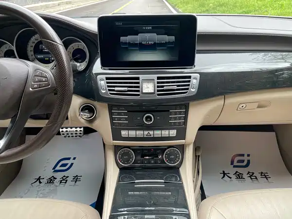 Mercedes-Benz CLS 2016