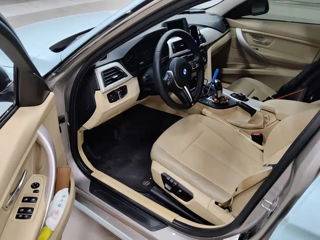 BMW 3 Series 2014 — фото 14