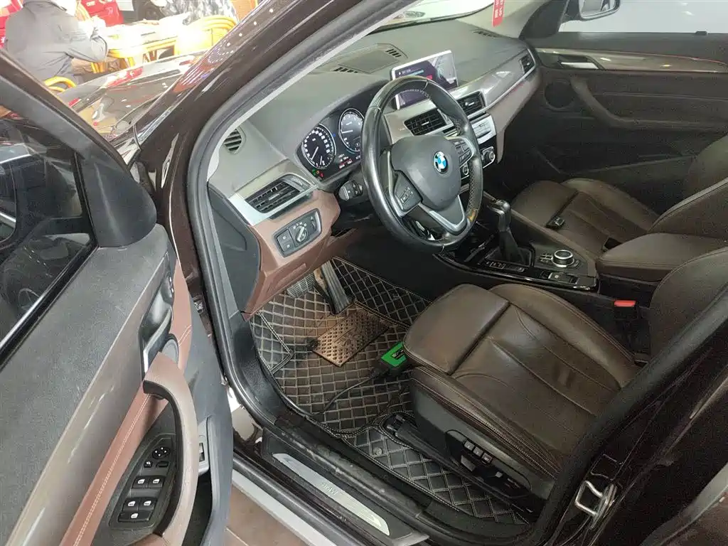 BMW X1 2018 — фото 16