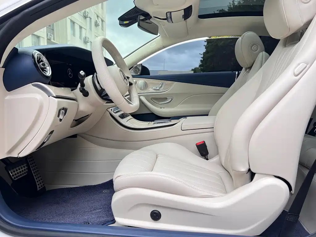 Mercedes-Benz E-Class 2023 — фото 8
