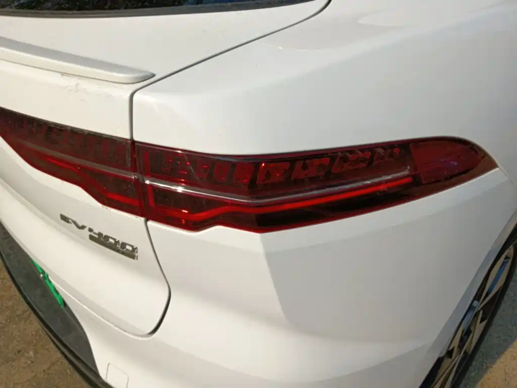 Jaguar I-PACE 2021 — фото 24