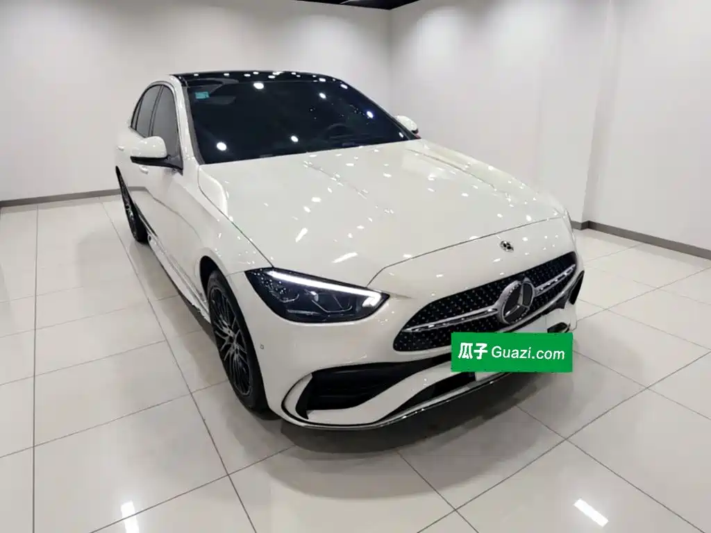 Mercedes-Benz C-Class 2025