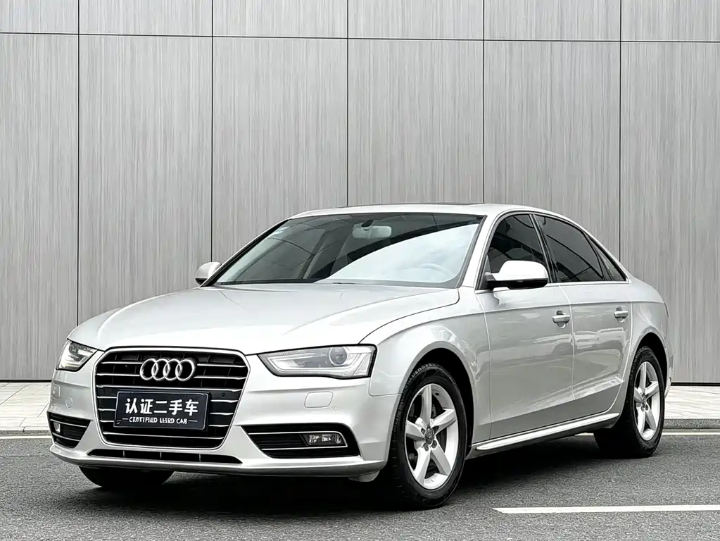 Audi A4L 2015