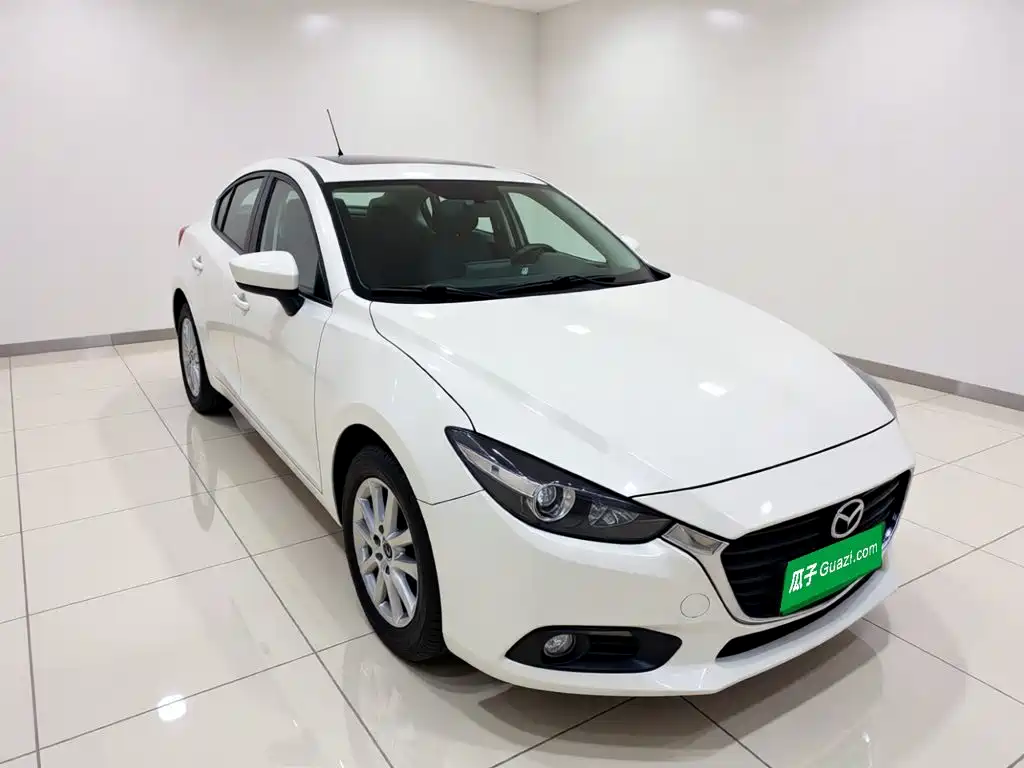 Mazda 3 Axela 2019