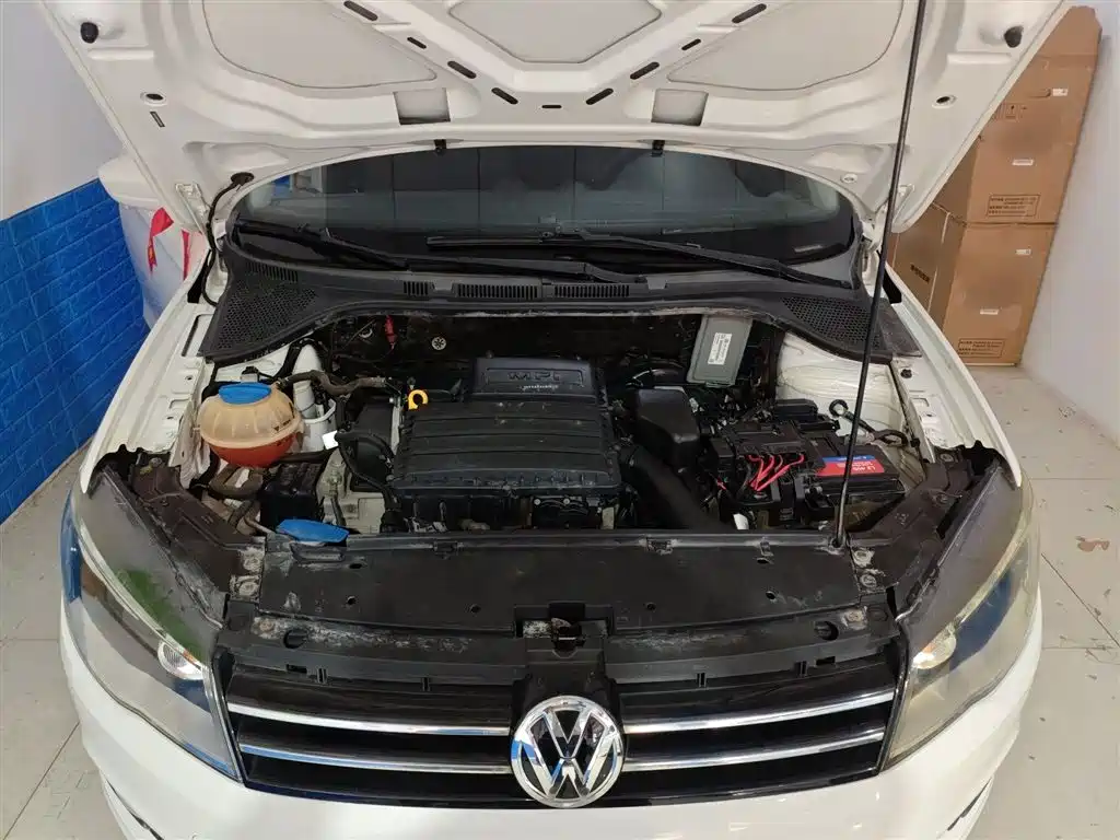Volkswagen Jetta 2016 — фото 16