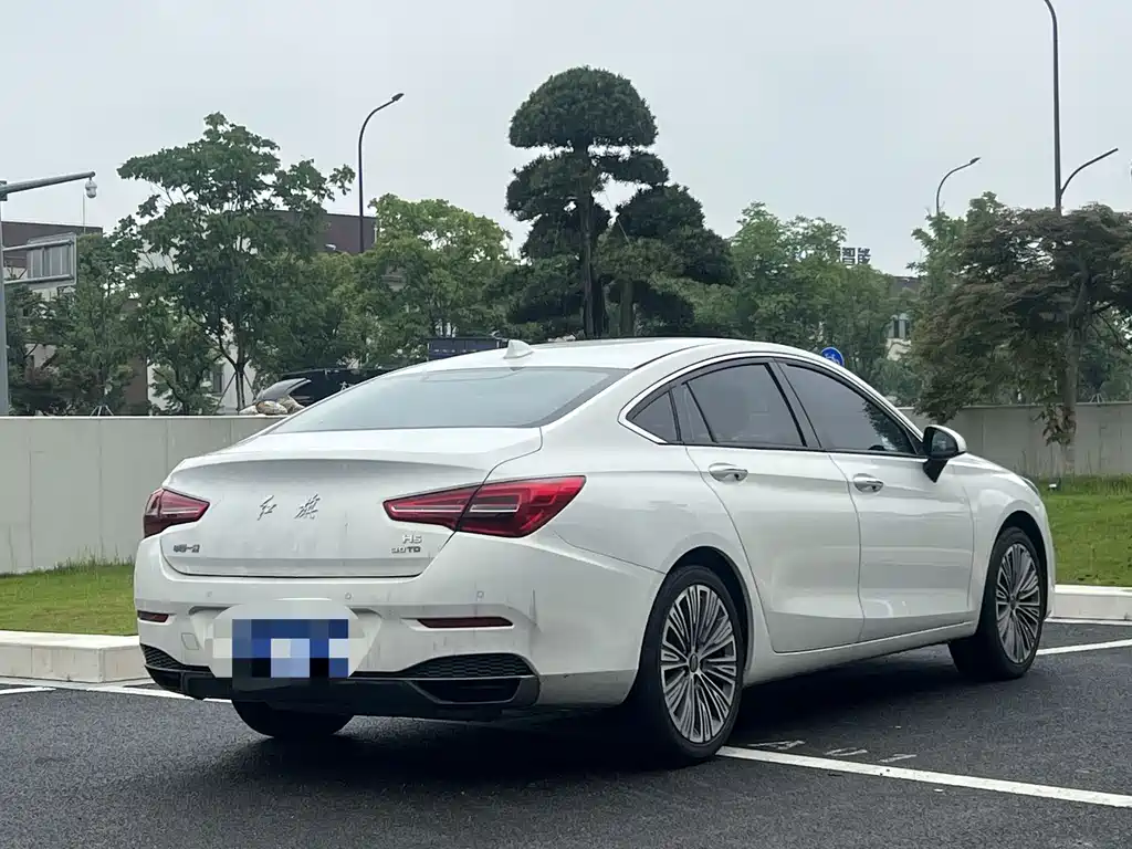 Hongqi H5 2022 — фото 10