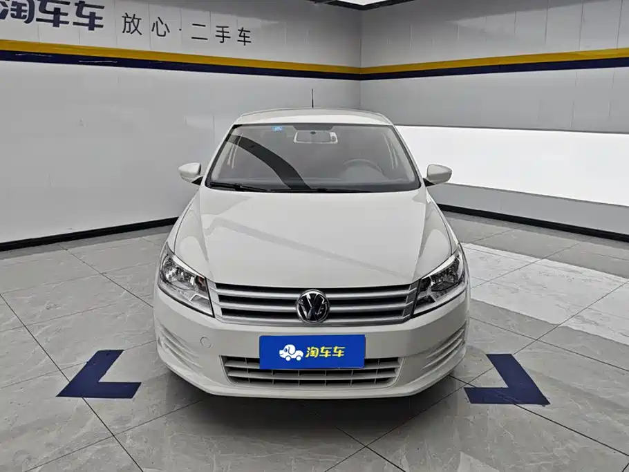 Volkswagen Santana 2015