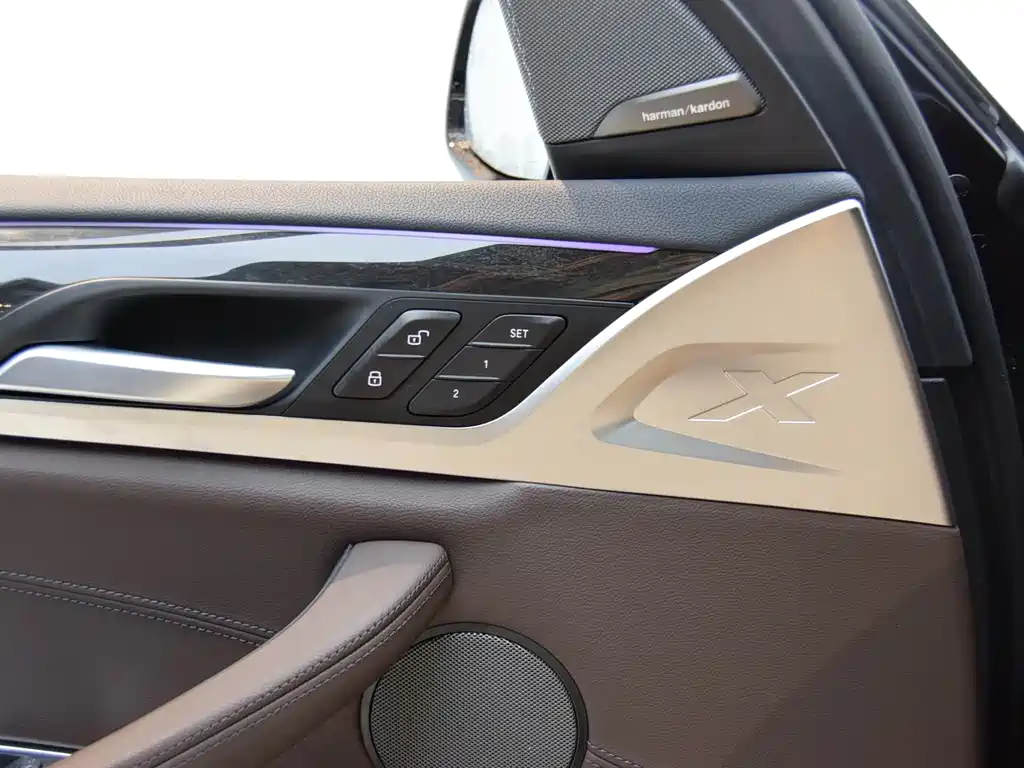 BMW X3 2021 — фото 11