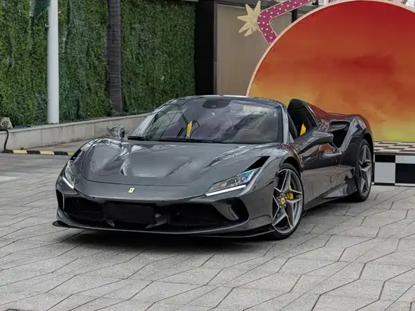 Ferrari F8 2022