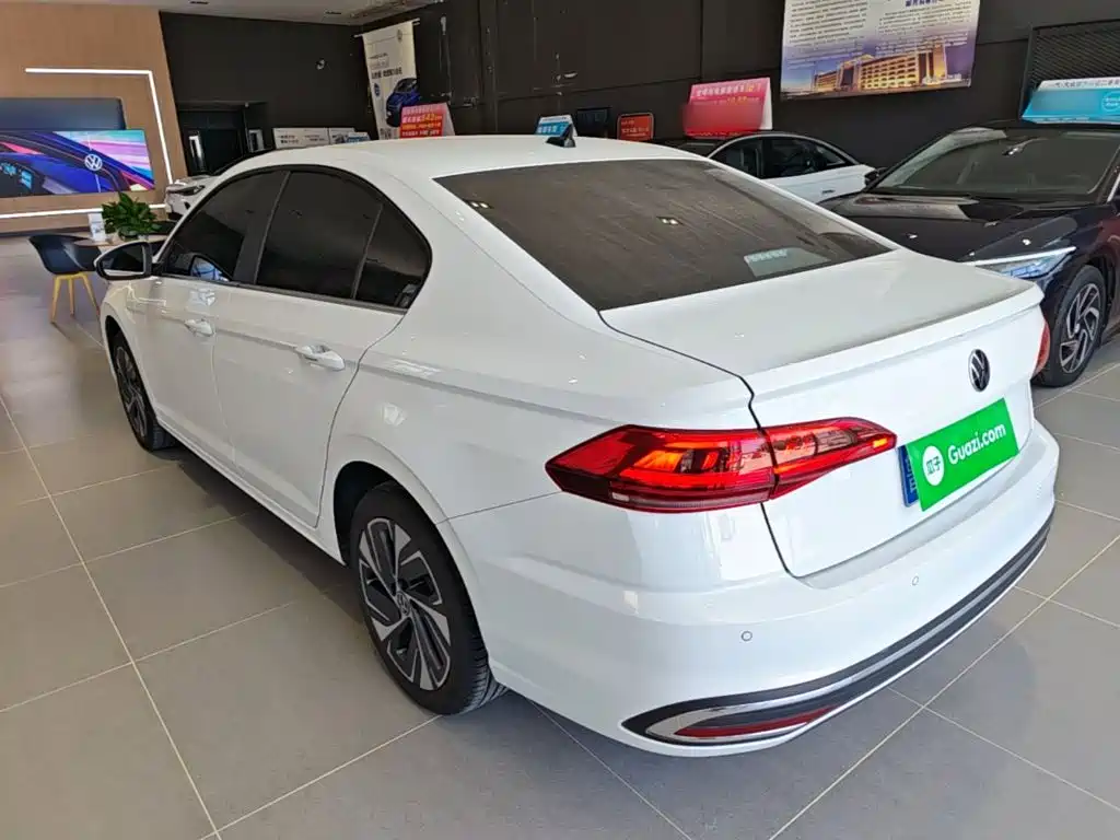 Volkswagen Bora 2025
