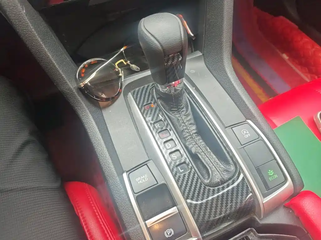 Honda Civic 2018 — фото 14