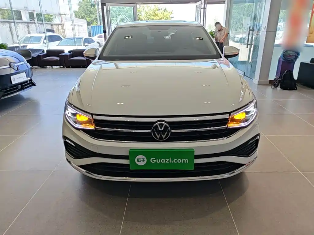 Volkswagen Bora 2025