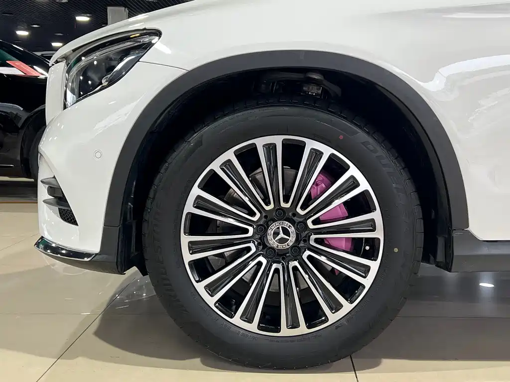 Mercedes-Benz GLC 2019 — фото 10