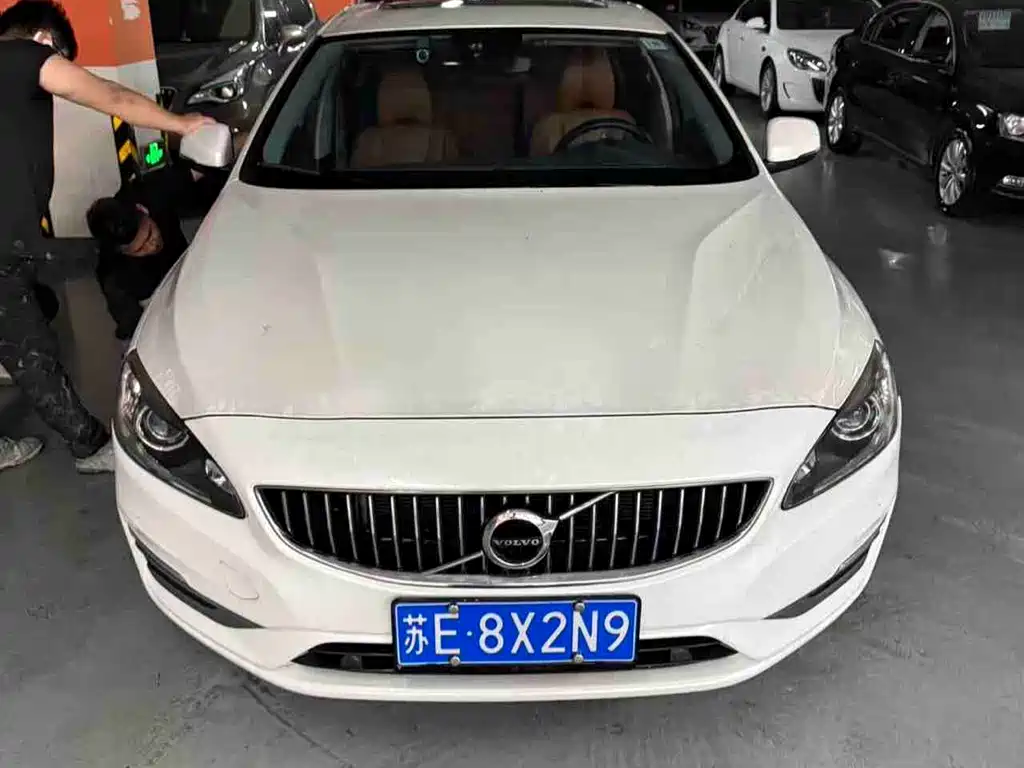 Volvo S60 2019