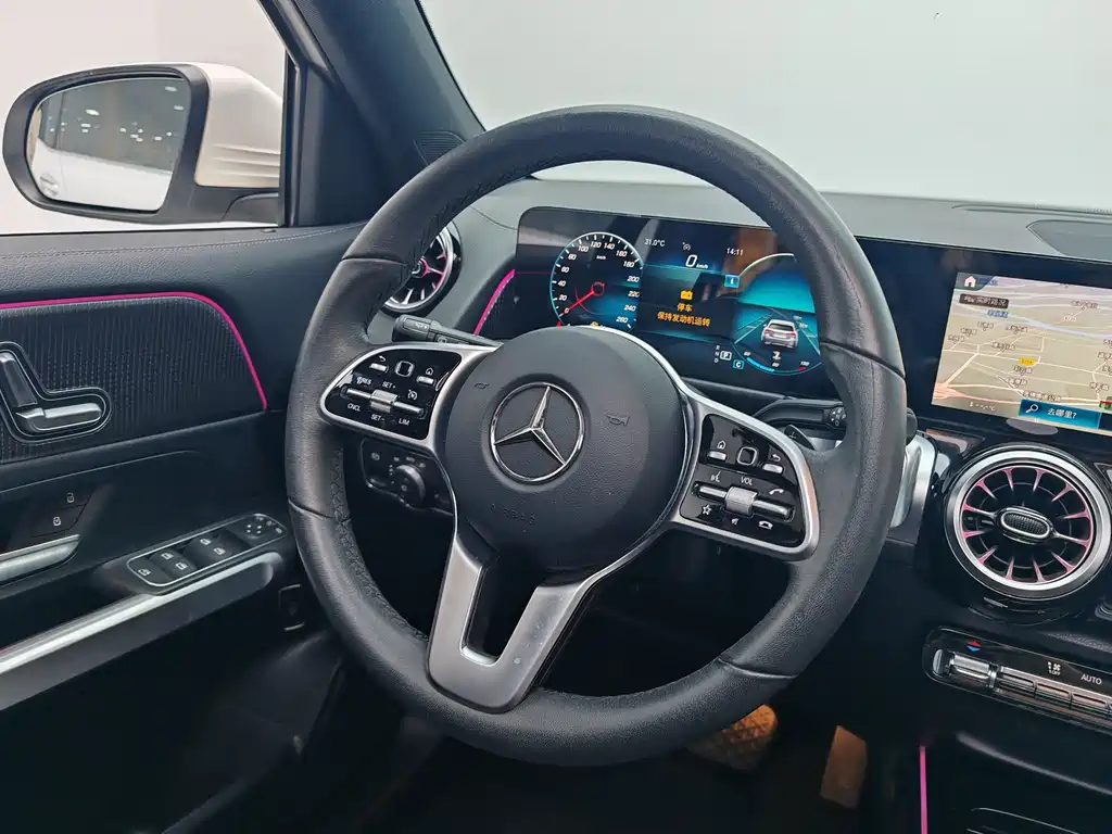Mercedes-Benz GLB 2021 — фото 16