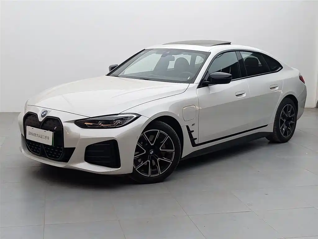 BMW i4 2025