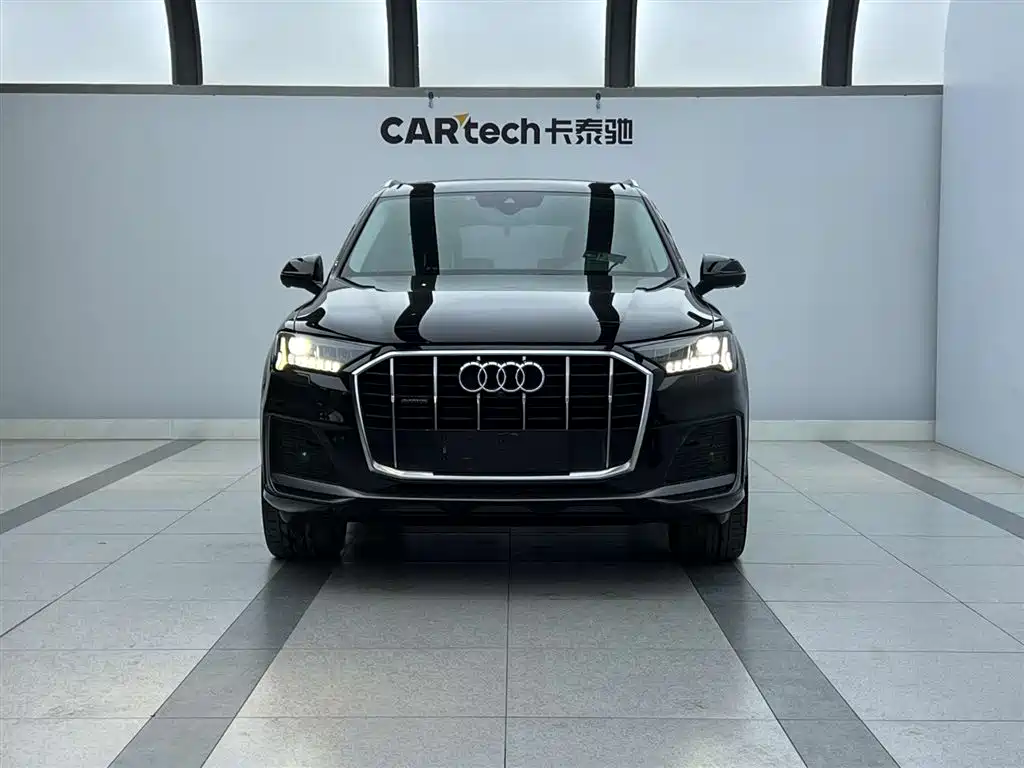 Audi Q7 2022 — фото 2
